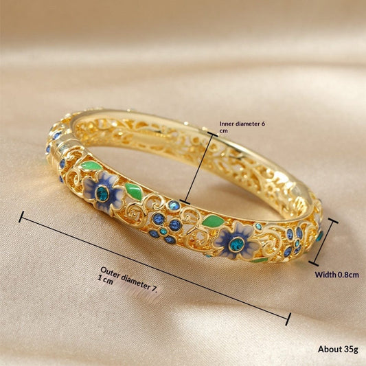 Openwork Filigree Gold-Plated Cheongsam Jewelry