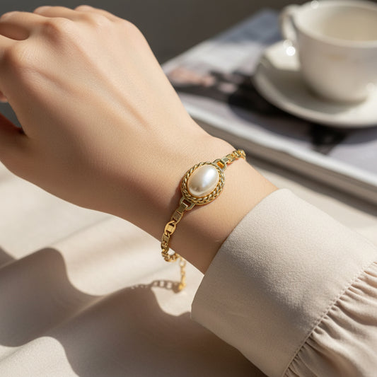 18K Gold Filled Designed Synthetic Pearl Bracelet