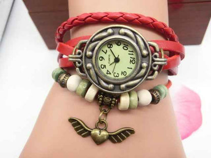 Vintage Flying Heart Bracelet Watch - Casual Pendant Belt Timepiece