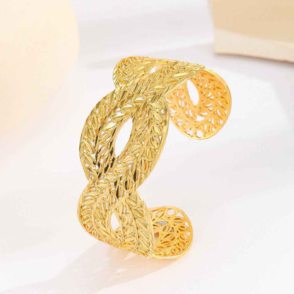Hip-Hop Women's Moon Necklace - Chic 18K Gold-Plated Blue and White Bracelet Jewelry
