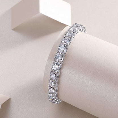 Large Gravitational Pull - A Fashionable And Light Luxury Jewelry Silver Bracelet Set With Top-quality Moissanite, S925 Silver-plated Platinum