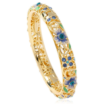 Openwork Filigree Gold-Plated Cheongsam Jewelry